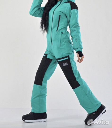 Горнолыжный костюм женский 46 размер