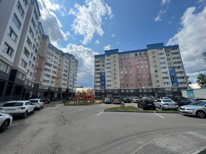 2-к. квартира, 71,8 м², 4/10 эт.