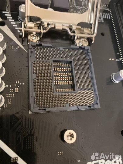 Материнская плата ASRock B365 PRO4. Новая