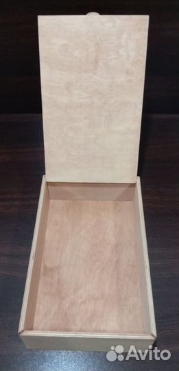 Универсальная подарочная коробка из дерева