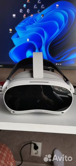 VR шлем pico 4