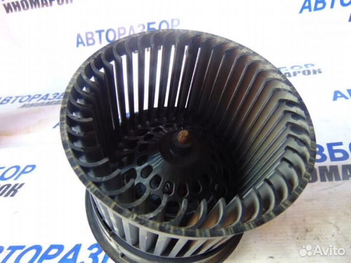 Моторчик отопителя для Peugeot 300 308 2007