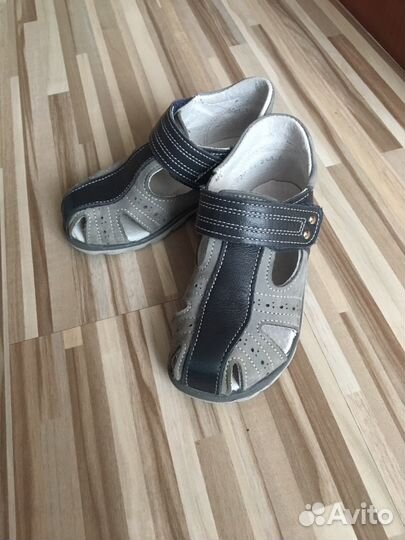 Сандалии на мальчика