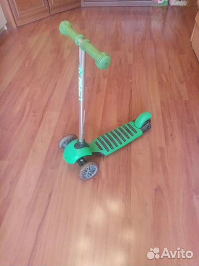 Самокат детский трехколесный Glider