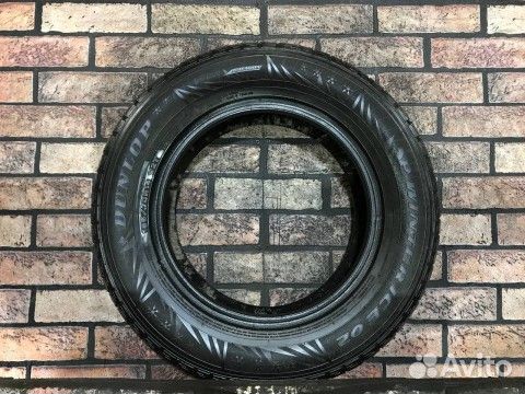 Dunlop SP Winter Ice 02 185/70 R14 92T