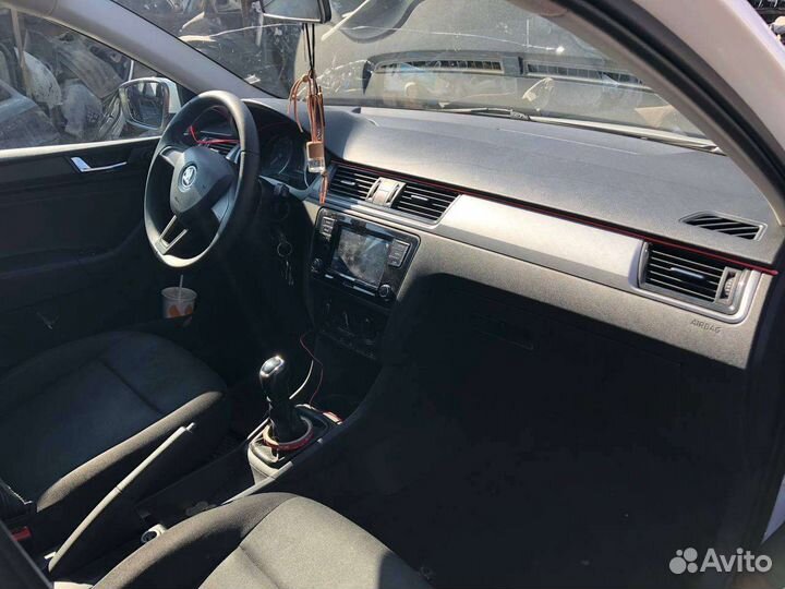 В разбор поступил Skoda Rapid