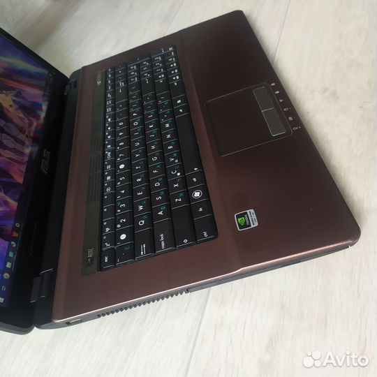 Большой Asus i7/ 17.3/ssd+hdd