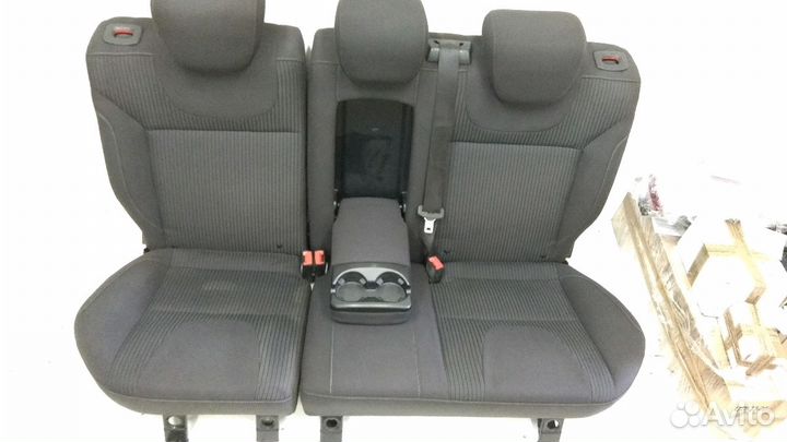Сиденье заднее Ford Focus 3