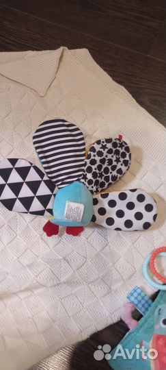 Игрушки погремушки