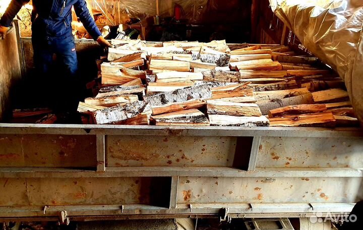 Дрова в укладку