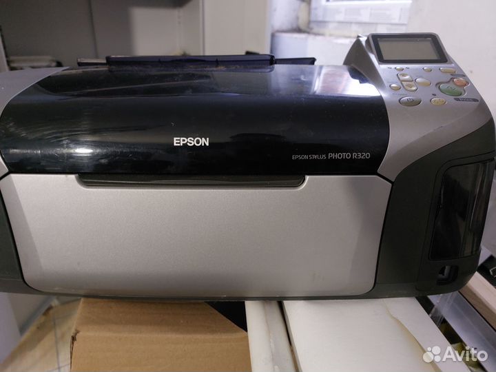 Фотопринтер Epson Stylus Photo R320