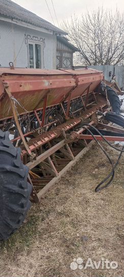 Сеялка сз 3.6. Плуг 3 корпусный