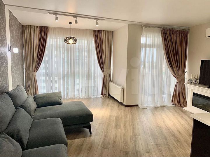 3-к. квартира, 100 м², 12/20 эт.