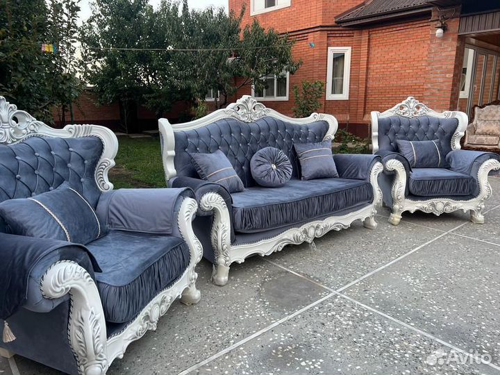 Диван и 2 кресла