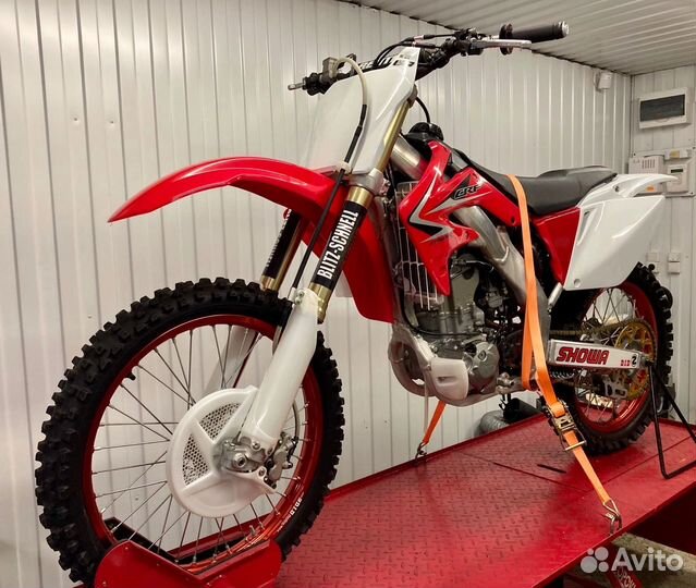 Кроссовый мотоликл Honda CRF 250R