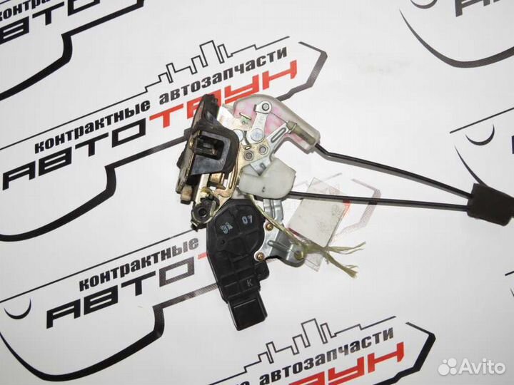Замок двери toyota OPA ACT10 ZCT10 ZCT15 B L