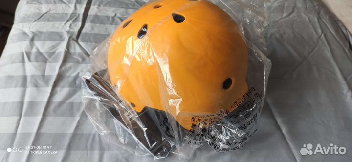 Шлем защитный подростковый жёлтый и черный