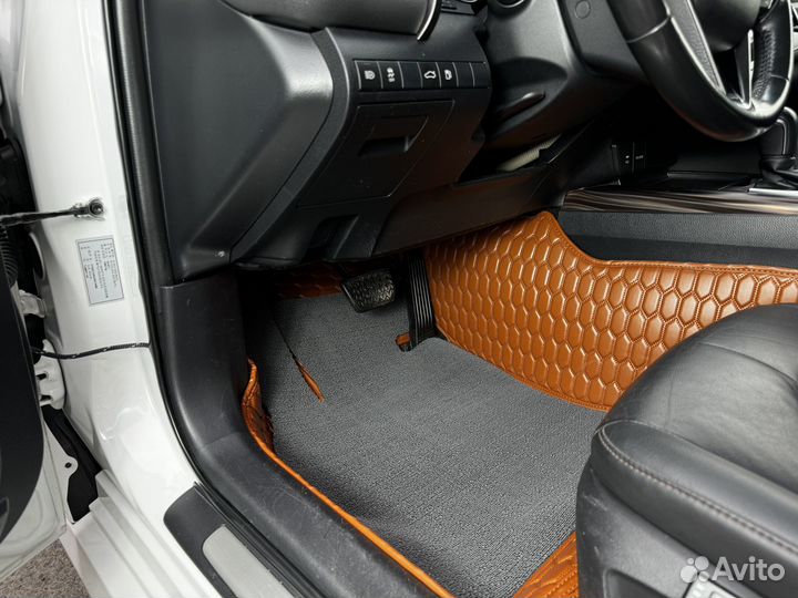 Автомобильные коврики из экокожи