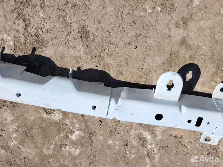 Верхняя планка телевизора vesta