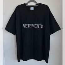 Футболка Vetements со стразами