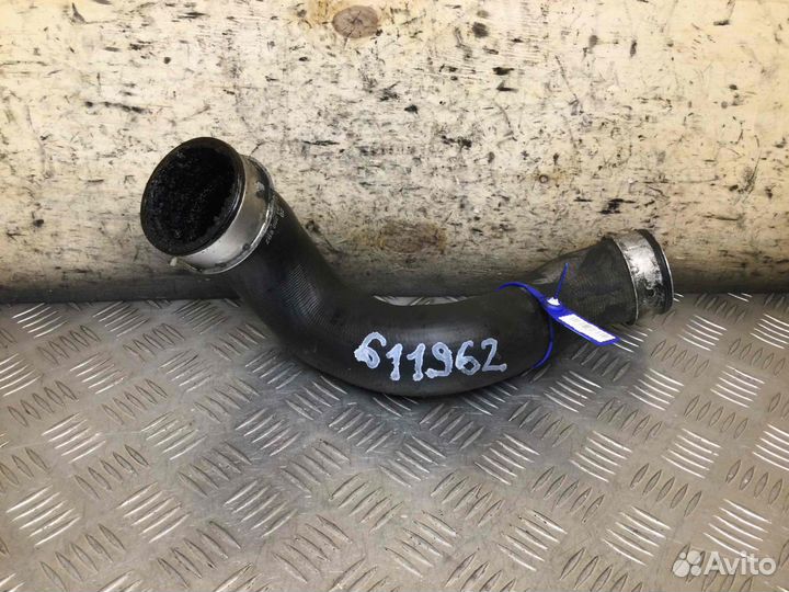 Патрубок интеркулера Mercedes C-klasse a2035281582