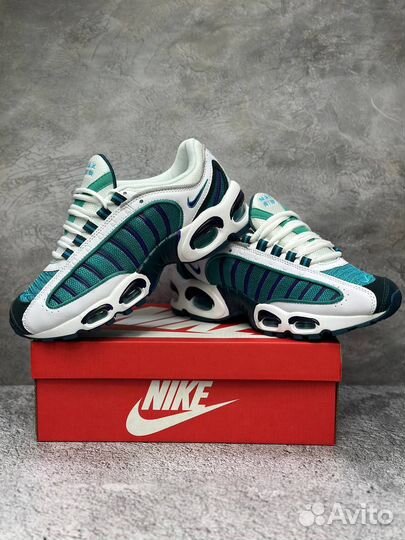 Кроссовки Nike Air Max Tailwind