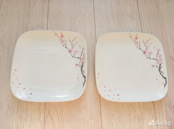 Квадратные тарелки