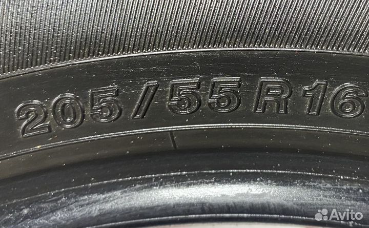 Yokohama Bluearth ES32 205/55 R16