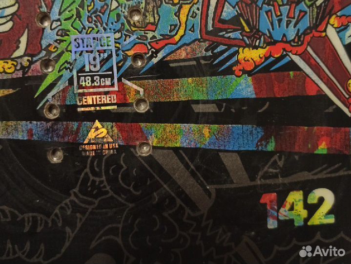 Сноуборд с чехлом