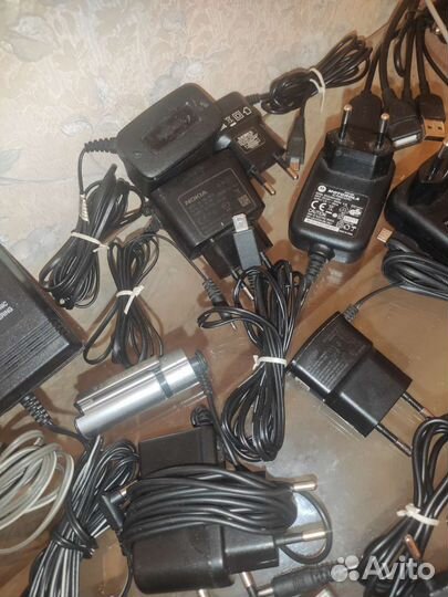 Зарядное устройство для телефона