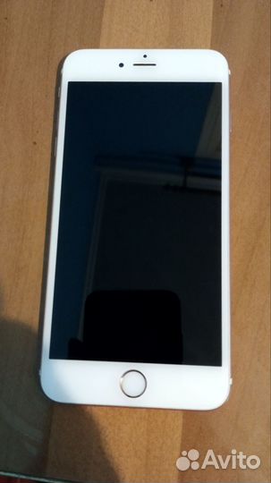 Телефон iPhone 6s