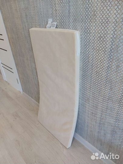 IKEA матрасик в детскую кроватку