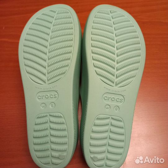 Шлепанцы жен. Crocs р. 38