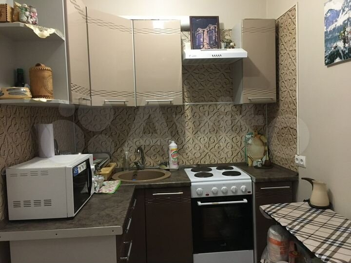 2-к. квартира, 48 м², 4/9 эт.