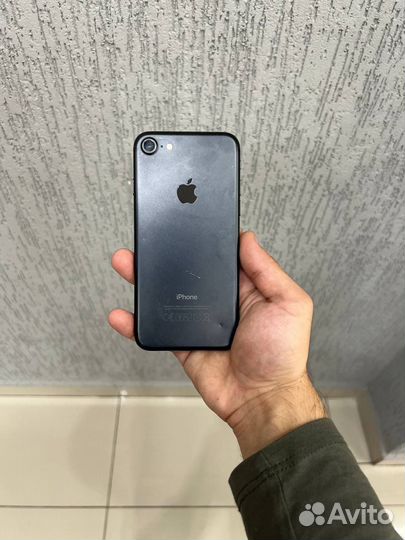 iPhone 7 (128gb)
