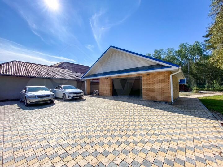 Коттедж 290 м² на участке 25 сот.