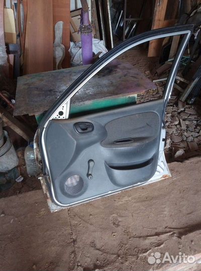 Передние двери на шевроле ланос, заз шанс