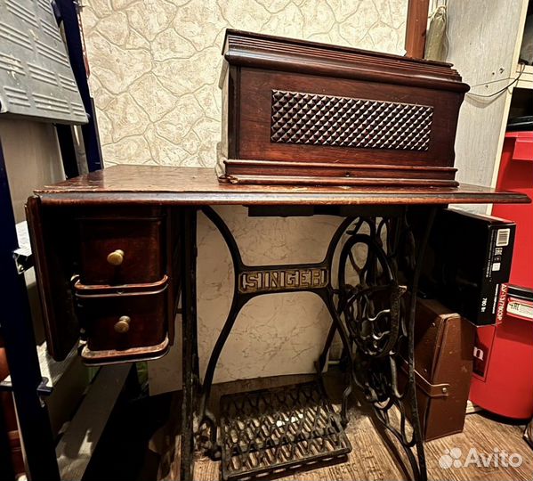 Швейная машинка зингер ножная