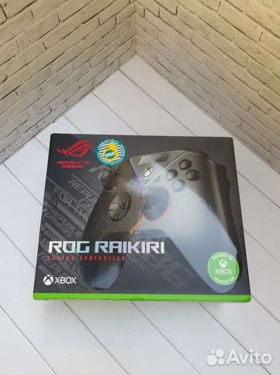 Проводной геймпад asus ROG Raikiri 2023