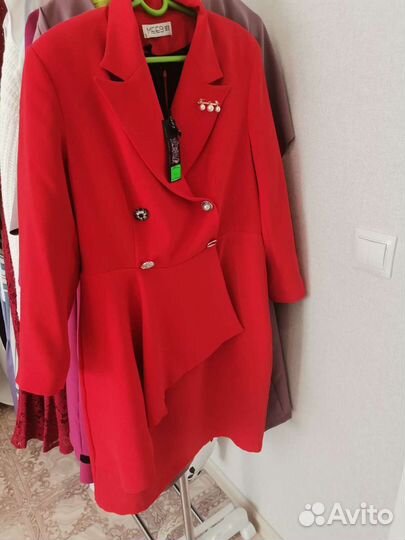 Продам платье