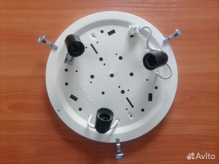 Светильник потолочный