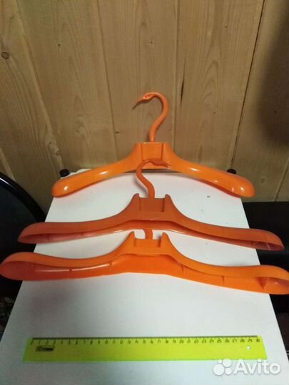 Вешалки-плечики (для одежды)