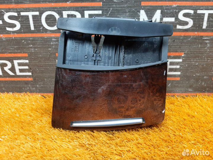 Пепельница Audi A6 C6/4F ccea 2010