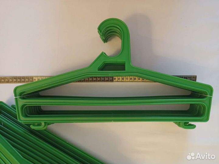 Вешалки плечики 40 шт