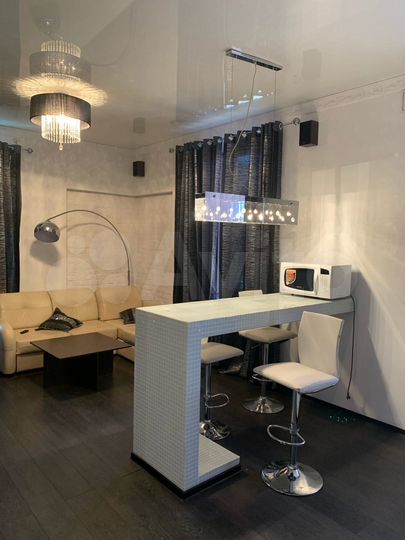 1-к. квартира, 54 м², 1/5 эт.