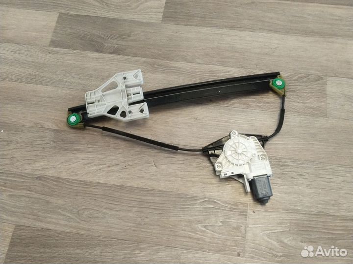 Стеклоподъемник задний правый Audi Q5 8R 2008-2017