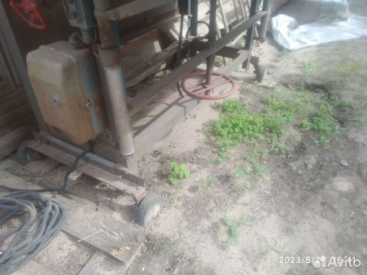 Пила циркулярная