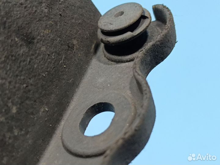 Брызговик задний правый для Lexus IS 2005-2012