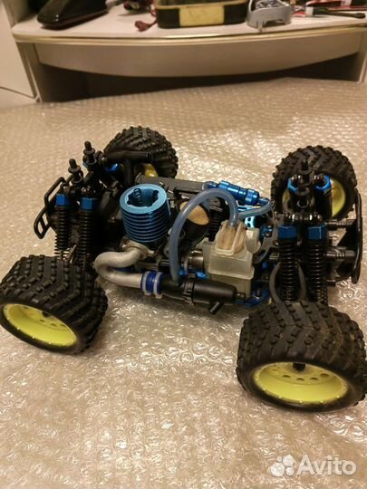 HSP Kingliness двс машина на радиоуправлении