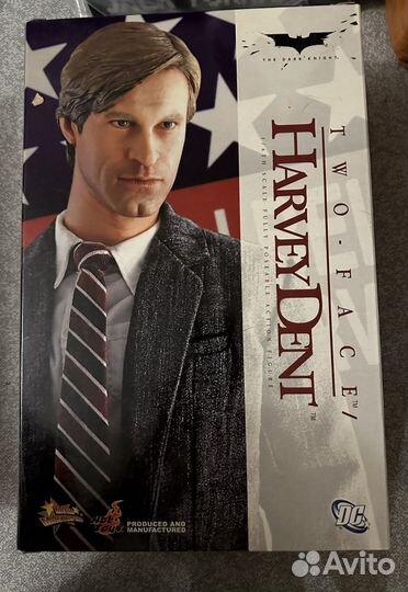 Hot toys two face Harvey Dent